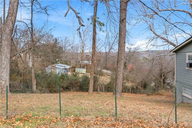 16774 Joy Loop, Lowell, AR 72745