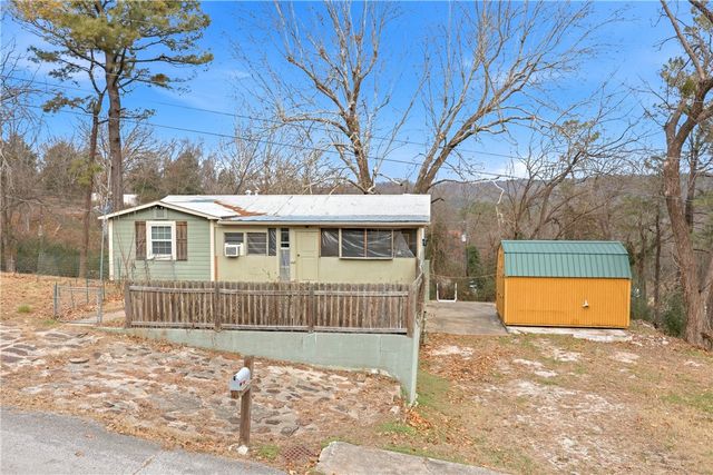 16774 Joy Loop, Lowell, AR 72745