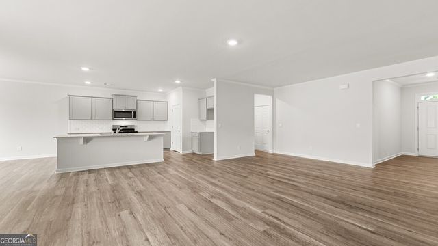 535 Majestic Oak Circle, Dallas, GA 30132