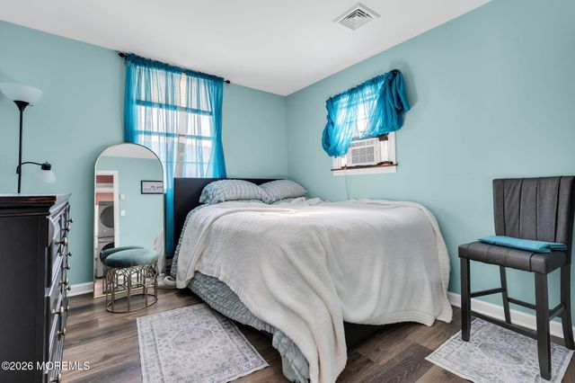 99 Lake Superior Drive, Little Egg Harbor, NJ 08087