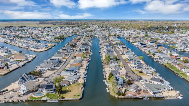 99 Lake Superior Drive, Little Egg Harbor, NJ 08087