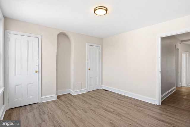 2420 W JEFFERSON ST, Philadelphia, PA 19121