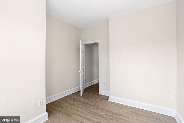 2420 W JEFFERSON ST, Philadelphia, PA 19121
