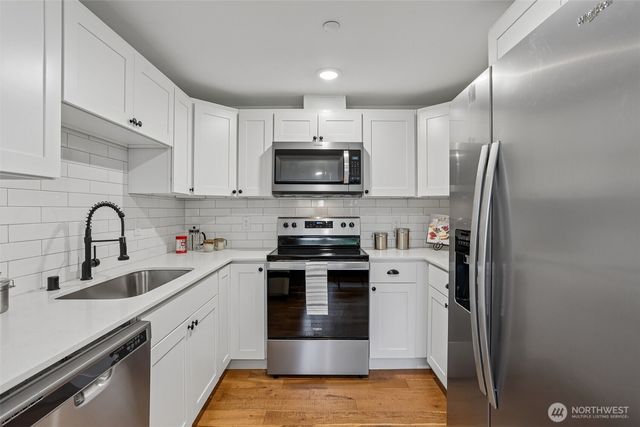 13428 6th Avenue S, Burien, WA 98168