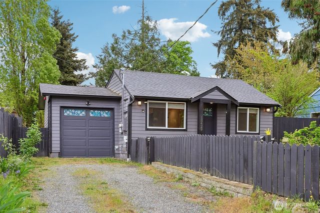 13428 6th Avenue S, Burien, WA 98168