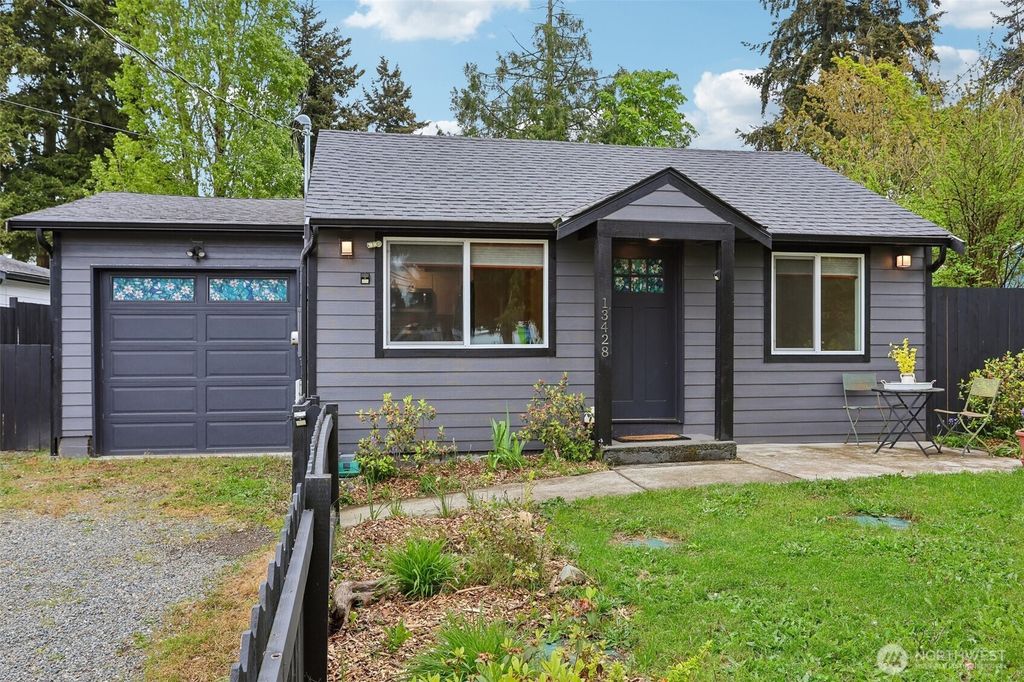 13428 6th Avenue S, Burien, WA 98168