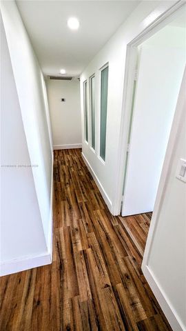 300 Bayview Drive 206, Sunny Isles Beach, FL 33160
