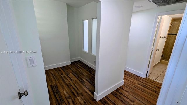 300 Bayview Drive 206, Sunny Isles Beach, FL 33160