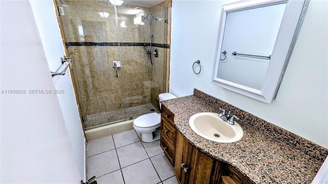300 Bayview Drive 206, Sunny Isles Beach, FL 33160