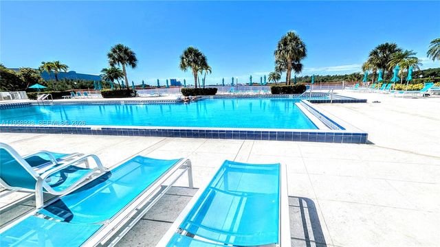 300 Bayview Drive 206, Sunny Isles Beach, FL 33160