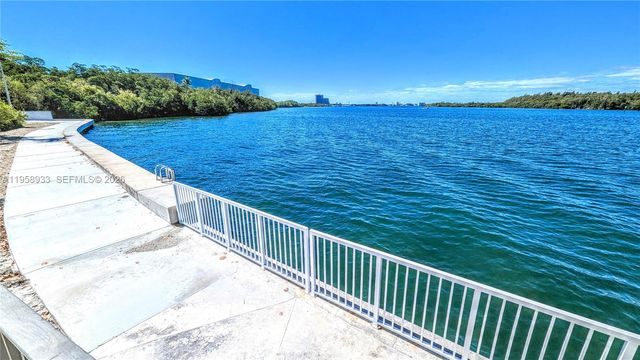 300 Bayview Drive 206, Sunny Isles Beach, FL 33160