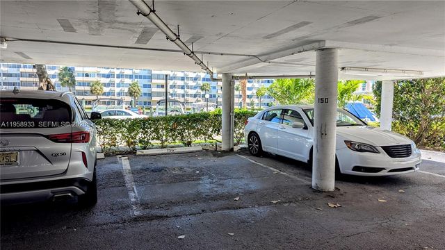 300 Bayview Drive 206, Sunny Isles Beach, FL 33160