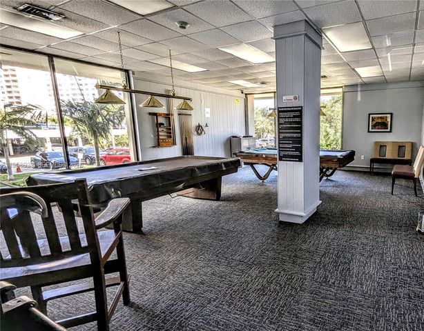 300 Bayview Drive 206, Sunny Isles Beach, FL 33160