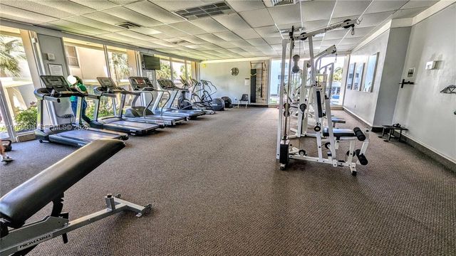 300 Bayview Drive 206, Sunny Isles Beach, FL 33160