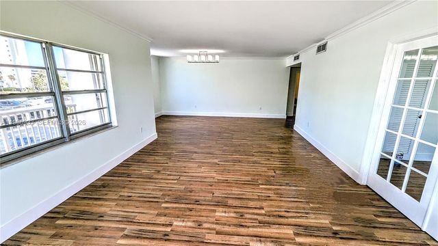 300 Bayview Drive 206, Sunny Isles Beach, FL 33160
