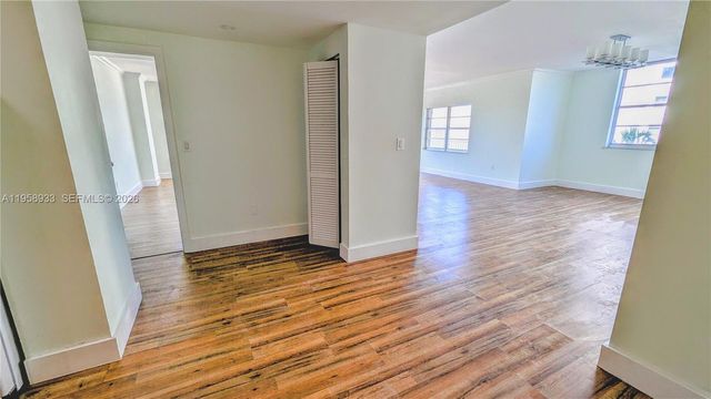 300 Bayview Drive 206, Sunny Isles Beach, FL 33160