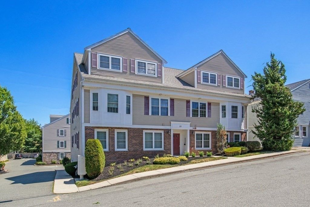 21 Wall St D, Canton, MA 02021