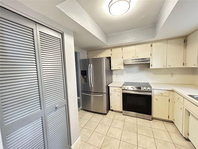 1026 MEDINAH DRIVE, Winter Haven, FL 33884
