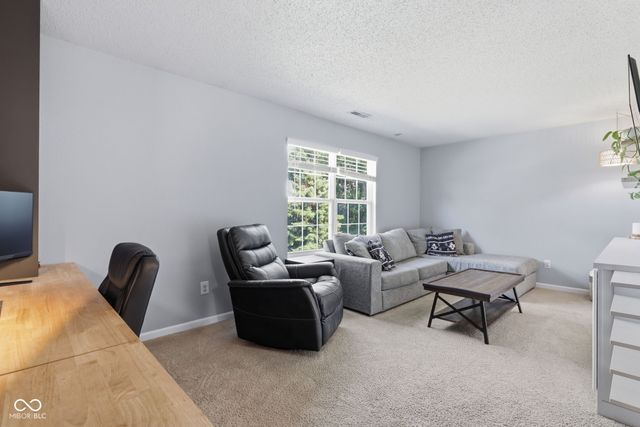 18017 Captiva Way, Westfield, IN 46062