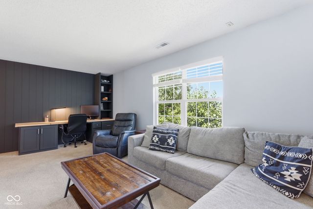 18017 Captiva Way, Westfield, IN 46062