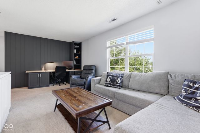 18017 Captiva Way, Westfield, IN 46062