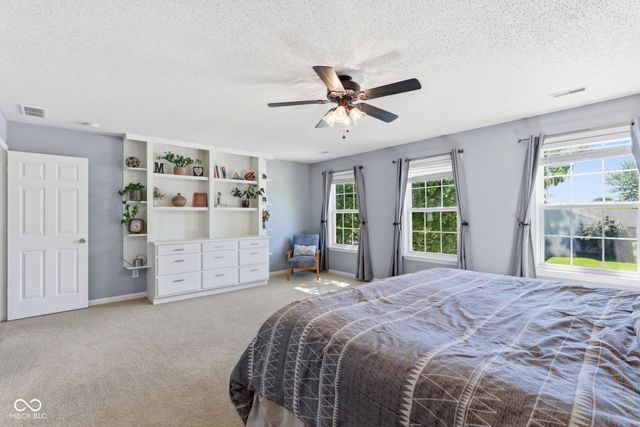 18017 Captiva Way, Westfield, IN 46062