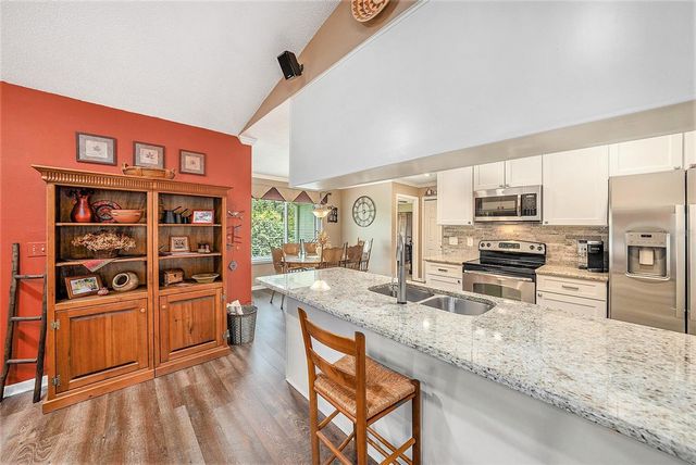 6709 PEACHTREE DRIVE, Temple Terrace, FL 33617