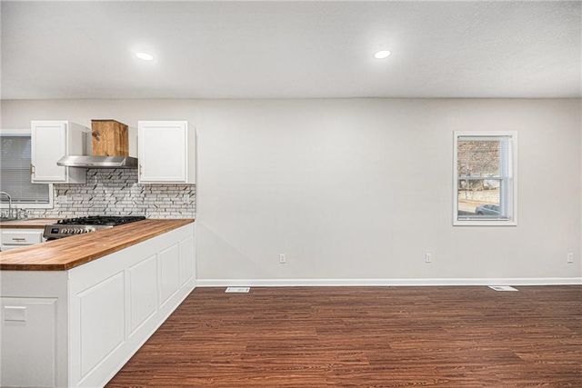 5809 E 16th Terrace, Kansas City, MO 64126