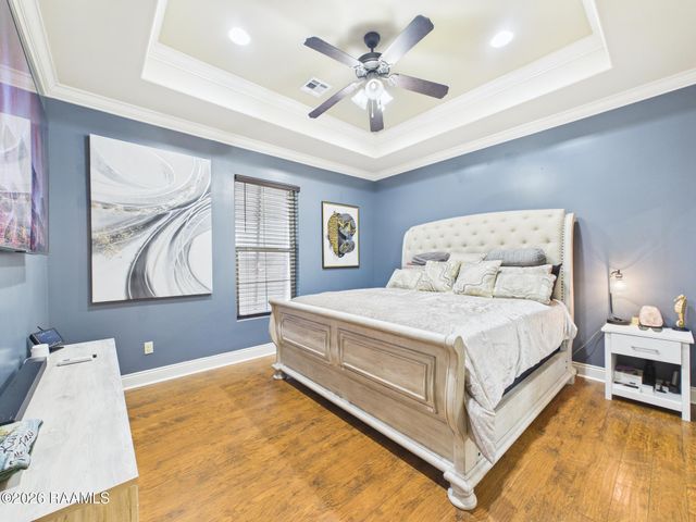 1001 Renella Simon Drive, Breaux Bridge, LA 70517