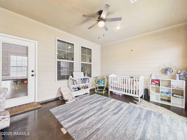 1001 Renella Simon Drive, Breaux Bridge, LA 70517