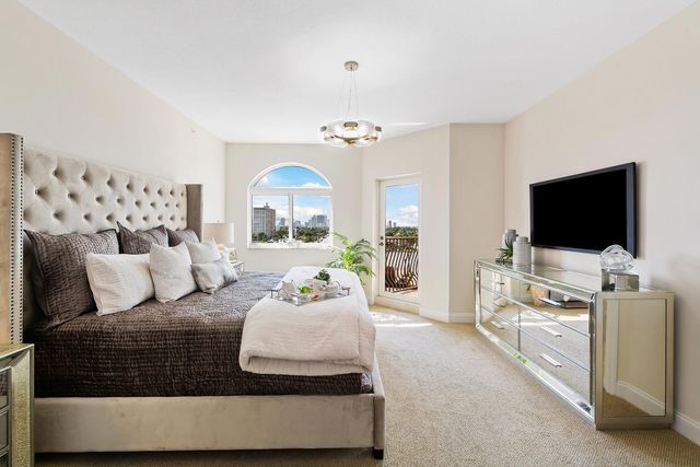 100 S Birch Road 906, Fort Lauderdale, FL 33316