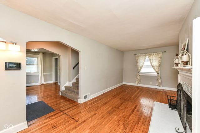 5455 N College Avenue, Indianapolis, IN 46220