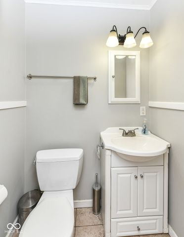 5455 N College Avenue, Indianapolis, IN 46220