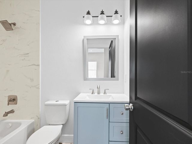 2107 W CHERRY STREET, Tampa, FL 33607