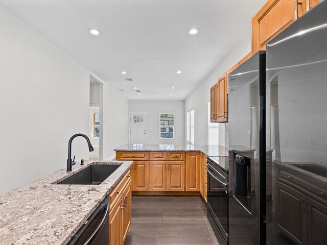 2107 W CHERRY STREET, Tampa, FL 33607