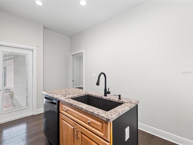 2107 W CHERRY STREET, Tampa, FL 33607