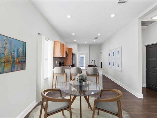 2107 W CHERRY STREET, Tampa, FL 33607