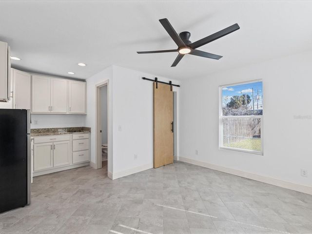 2107 W CHERRY STREET, Tampa, FL 33607