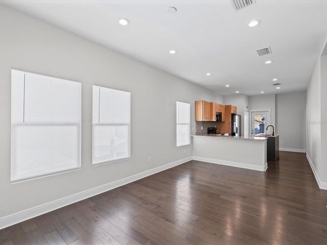 2107 W CHERRY STREET, Tampa, FL 33607