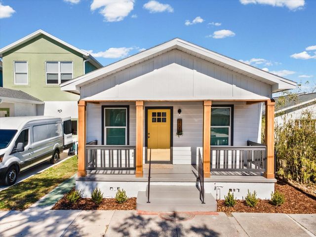 2107 W CHERRY STREET, Tampa, FL 33607