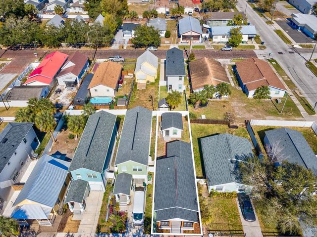 2107 W CHERRY STREET, Tampa, FL 33607