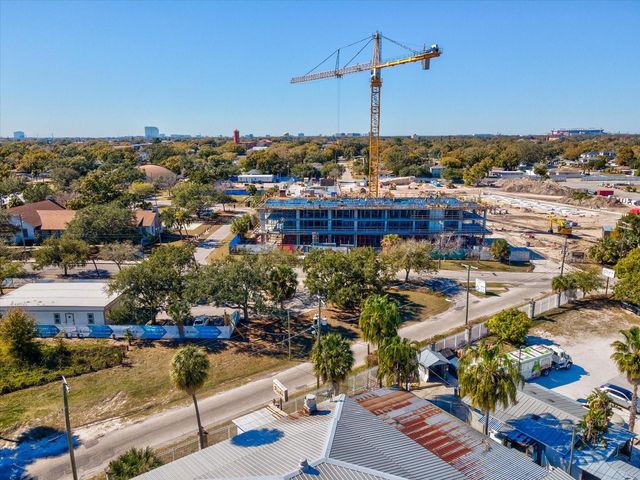 2107 W CHERRY STREET, Tampa, FL 33607