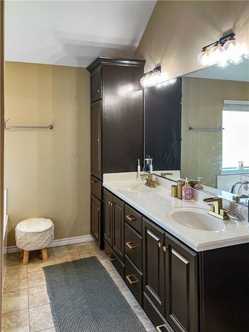 214 Apache Drive, Franklin, TX 77856