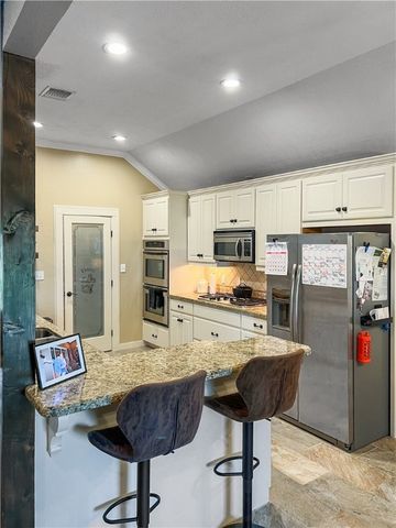 214 Apache Drive, Franklin, TX 77856