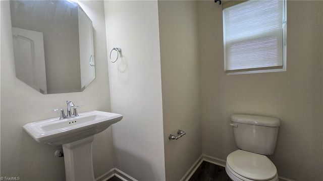 489 Green Arbor Lane, Winston-salem, NC 27103