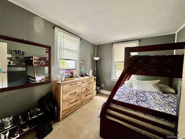 302 McCall Avenue, West Islip, NY 11795