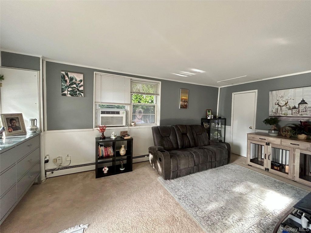302 McCall Avenue, West Islip, NY 11795 — photo 5