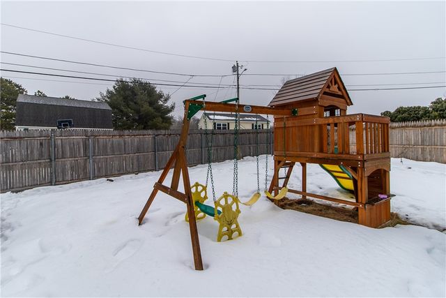 2 Kings Forest Lane, West Warwick, RI 02893