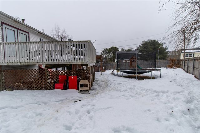 2 Kings Forest Lane, West Warwick, RI 02893