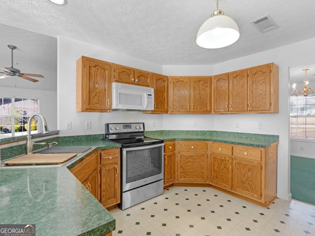 236 Airport Road, Griffin, GA 30224